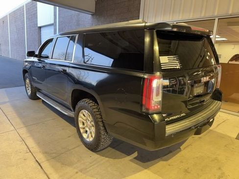 Used 2018 GMC Yukon XL SLT image 6