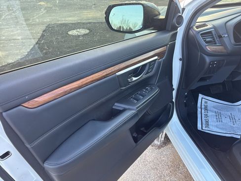 Used 2019 Honda CR-V EX-L image 16