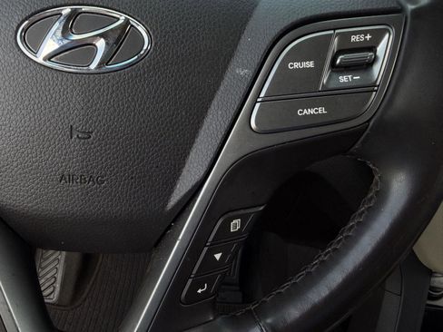 Used 2018 Hyundai Santa Fe Sport w/ 2.4L Tech Package 04 image 18