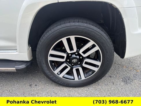 Used 2014 Toyota 4Runner Limited AWD/4WD image 30