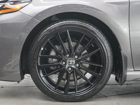 Used 2022 Toyota Camry XSE FWD image 27
