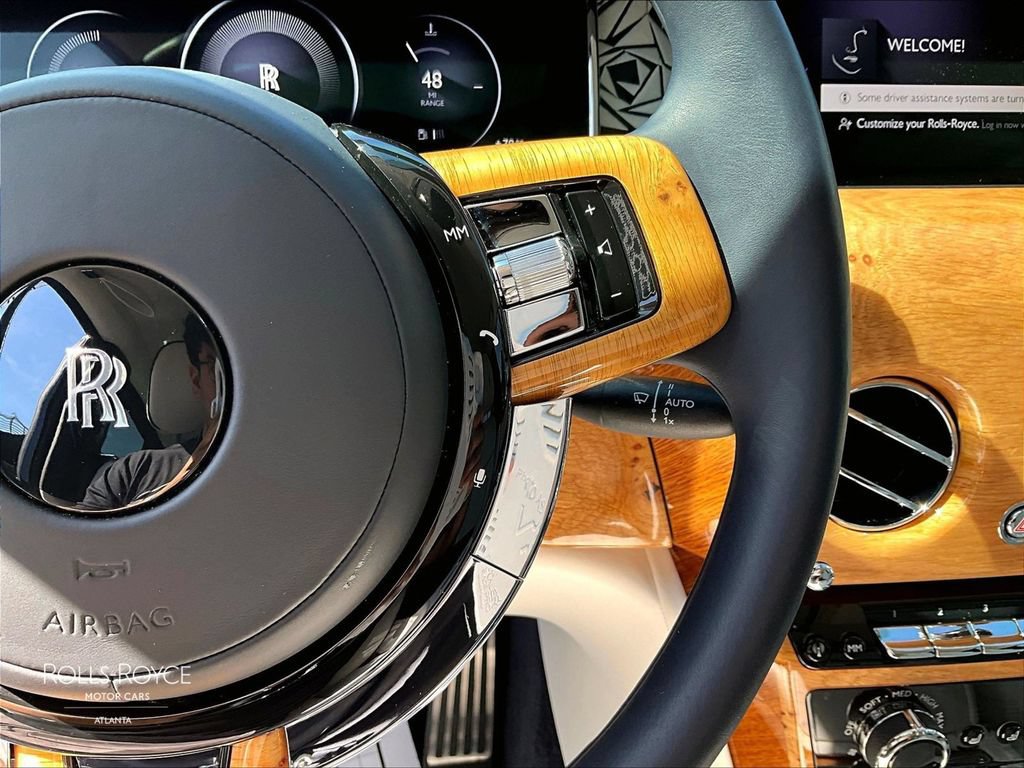 Certified 2026 Rolls-Royce Phantom Sedan RWD image 17