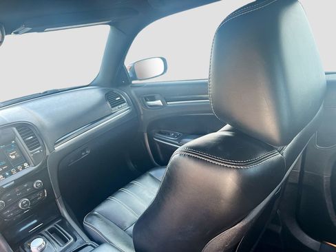 Used 2022 Chrysler 300 S RWD image 25