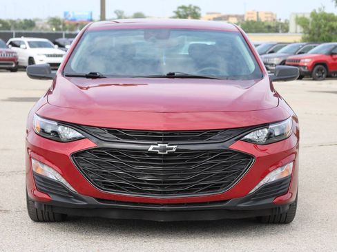Used 2023 Chevrolet Malibu LT w/ Sport Edition FWD image 2