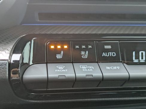 New 2024 Toyota Corolla LE FWD image 22