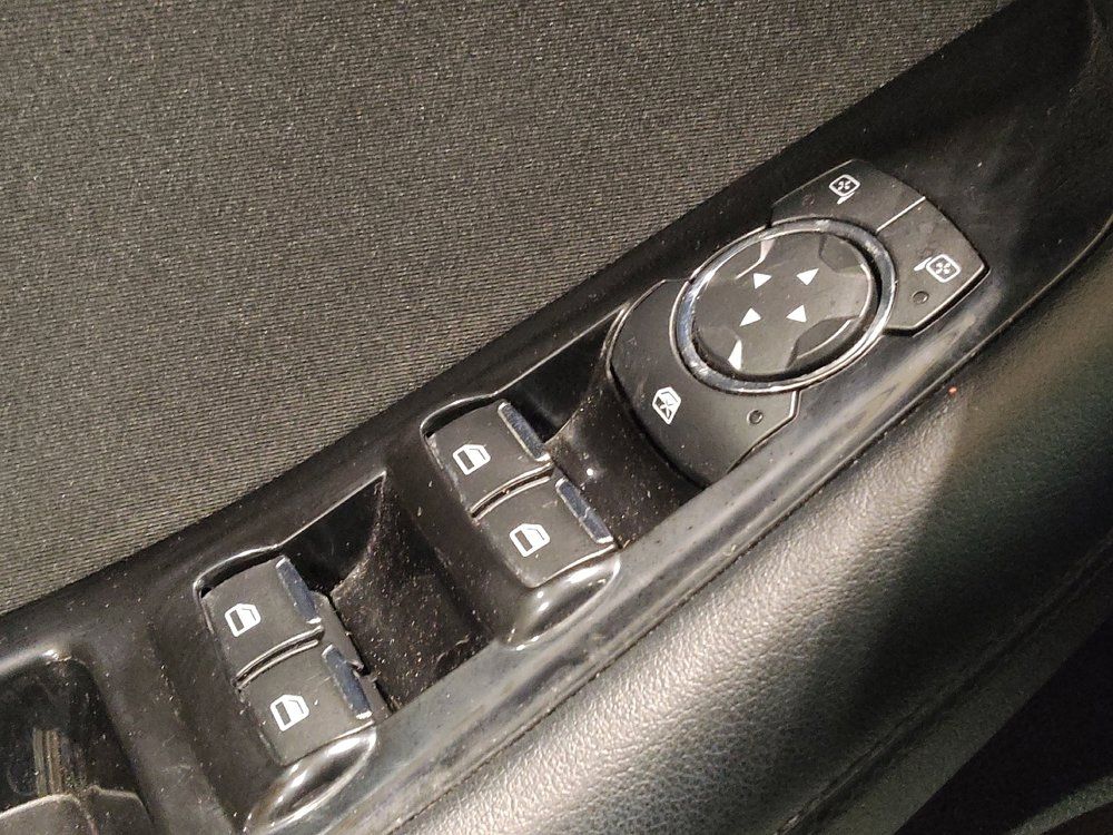 Used 2019 Ford Edge SEL FWD image 27
