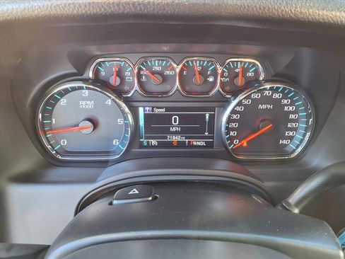 Used 2018 Chevrolet Tahoe LS image 11