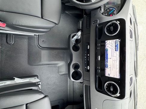 Used 2024 Mercedes-Benz eSprinter 170 Cargo image 26