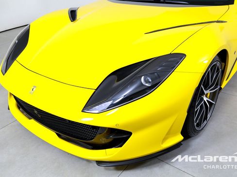 Used 2023 Ferrari 812 GTS RWD image 33
