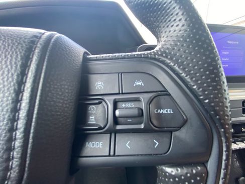 Used 2024 Toyota Tacoma SR5 AWD/4WD image 20