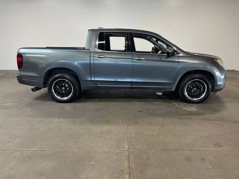 Used 2018 Honda Ridgeline RTL-E image 2