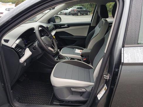 New 2025 Volkswagen Taos S image 9