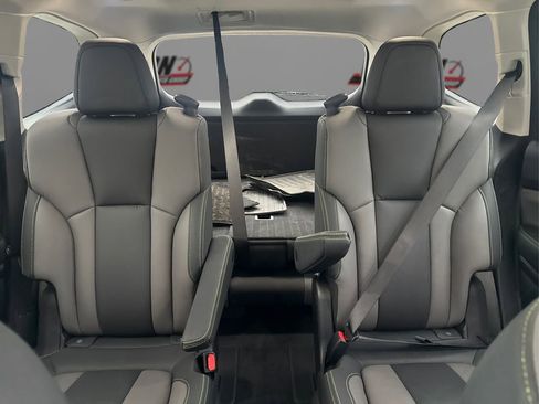 Used 2023 Subaru Ascent Onyx Edition image 17