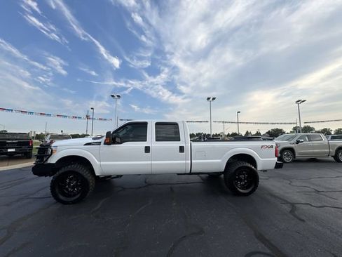 Used 2016 Ford F250 XL w/ Power Equipment Group AWD/4WD image 3