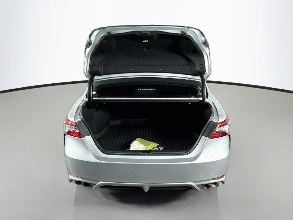 Used 2021 Toyota Camry XSE FWD image 28
