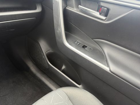 Used 2023 Toyota RAV4 XLE AWD/4WD image 16