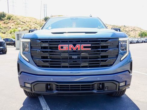 New 2026 GMC Sierra 1500 Elevation w/ Elevation Premium Package AWD/4WD image 4