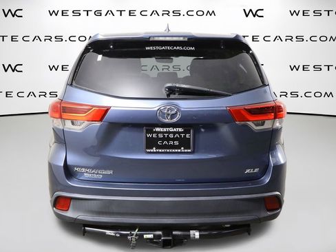 Used 2017 Toyota Highlander XLE image 47