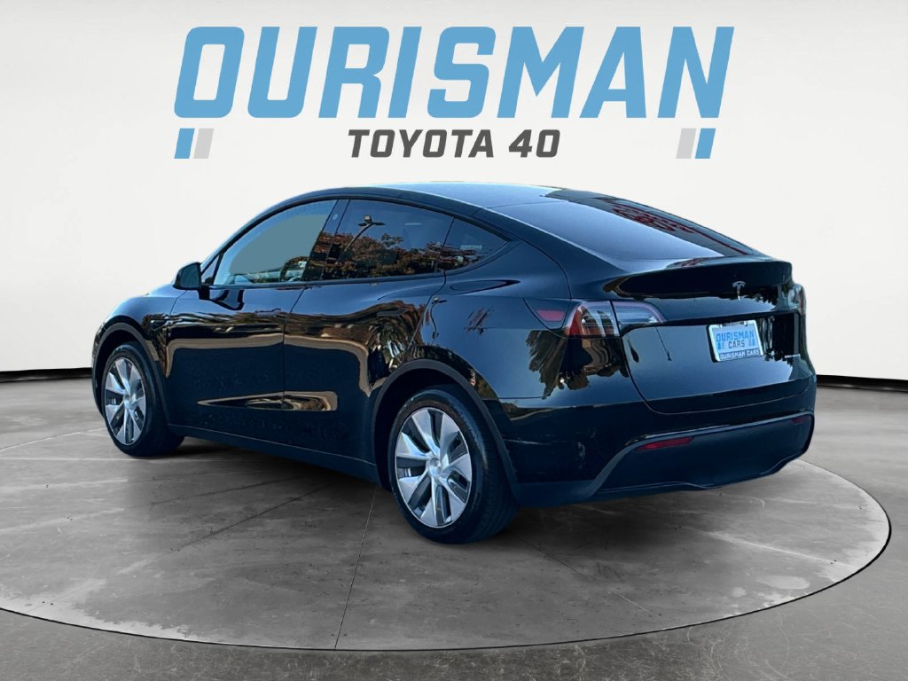 Used 2023 Tesla Model Y Long Range AWD/4WD image 5
