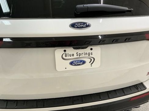 New 2026 Ford Explorer ST w/ Sun And Sound Package AWD/4WD image 6