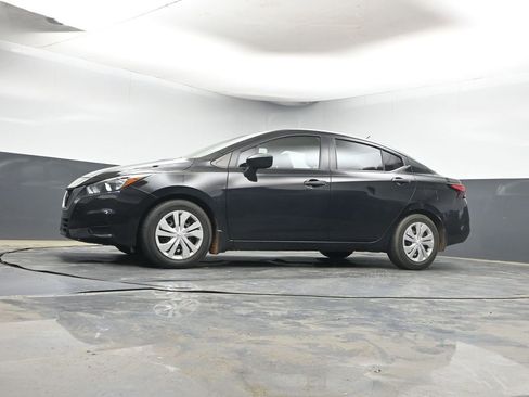 Used 2020 Nissan Versa S image 11