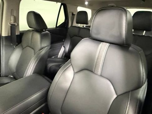 Used 2025 Honda Pilot EX-L image 30