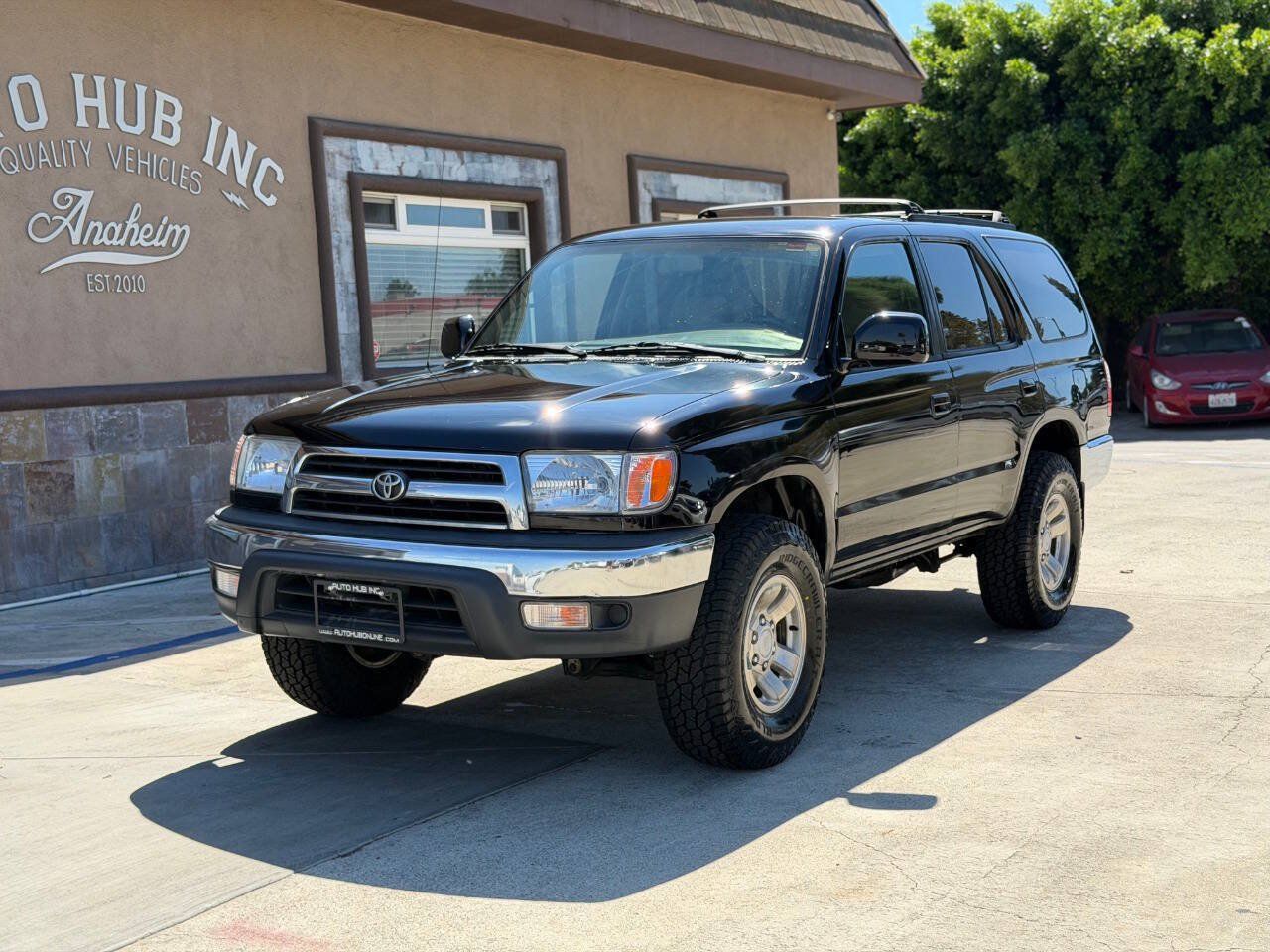 Used 2000 Toyota 4Runner 2WD w/ Upgrade Value Pkg 1 image 2