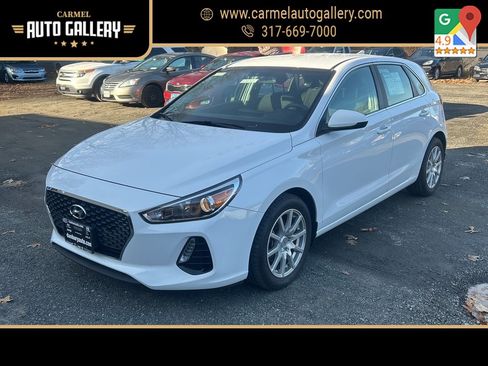Used 2018 Hyundai Elantra GT image 1
