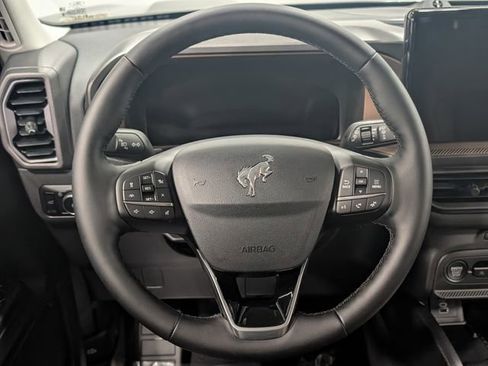 New 2025 Ford Bronco Sport Outer Banks w/ Outer Banks Tech Package+ AWD/4WD image 17