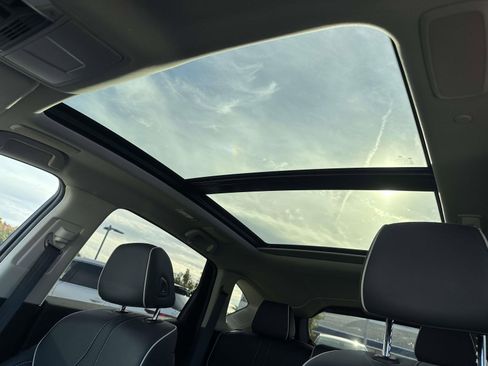 Certified 2025 Acura RDX SH-AWD w/ Advance Package image 15