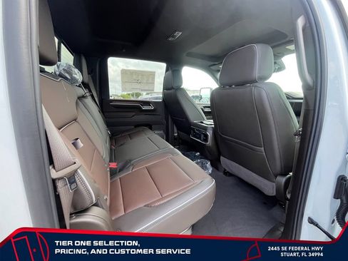 New 2026 GMC Sierra 3500 Denali w/ Denali Reserve Package AWD/4WD image 18