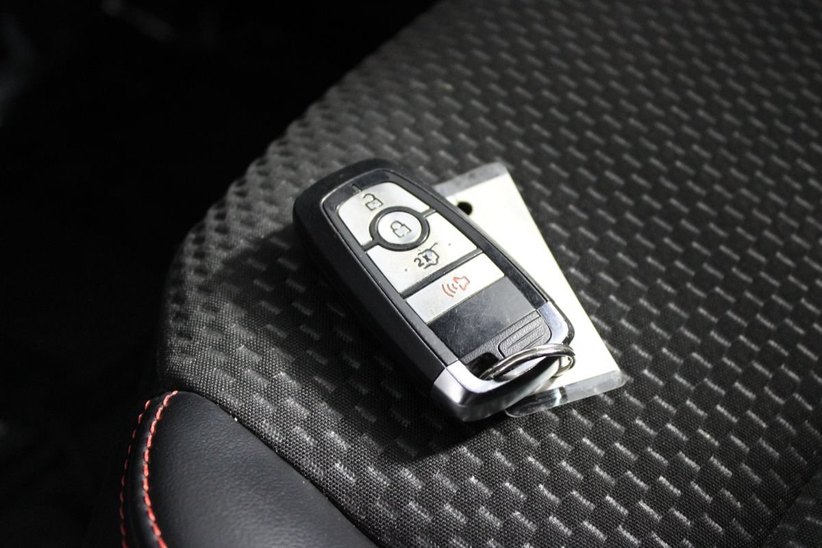 Used 2023 Ford Escape ST-Line w/ Equipment Group 301A FWD image 18