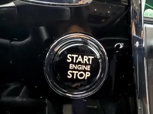 Used 2016 Rolls-Royce Wraith image 29