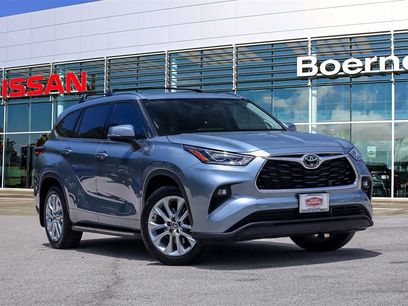 Used 2021 Toyota Highlander Limited