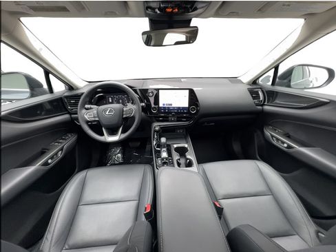 Used 2024 Lexus NX 250 FWD image 38