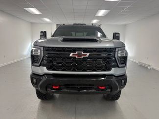 New 2026 Chevrolet Silverado 2500 ZR2 w/ LPO, Dark Essentials Package video 2