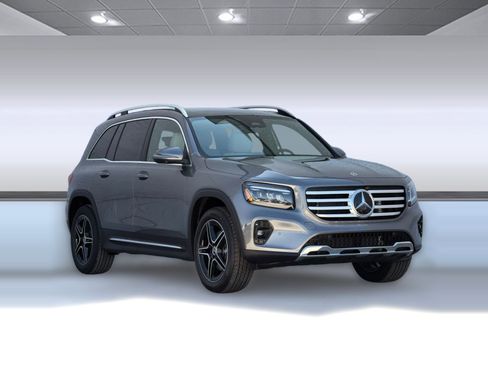 New 2026 Mercedes-Benz GLB 250 image 7