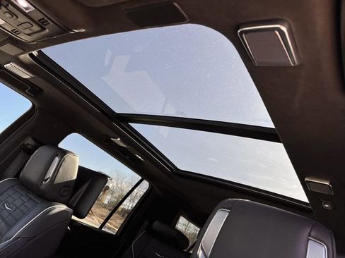 Certified 2024 Cadillac Escalade ESV Sport Platinum w/ Heavy-Duty Trailer Package image 23