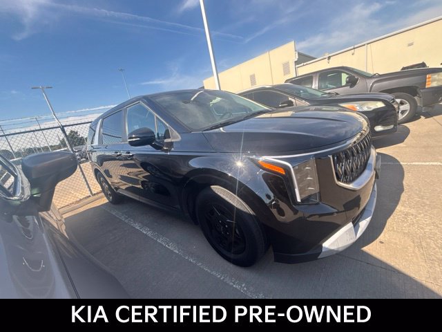 Certified 2025 Kia Carnival FWD image 3