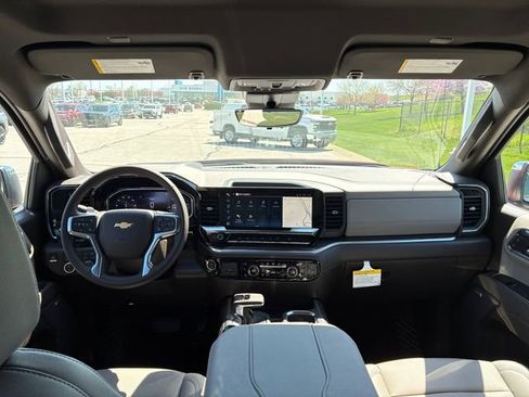 New 2026 Chevrolet Silverado 1500 LTZ w/ Technology Package AWD/4WD image 19