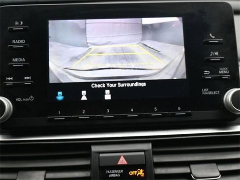 Used 2018 Honda Accord LX image 30