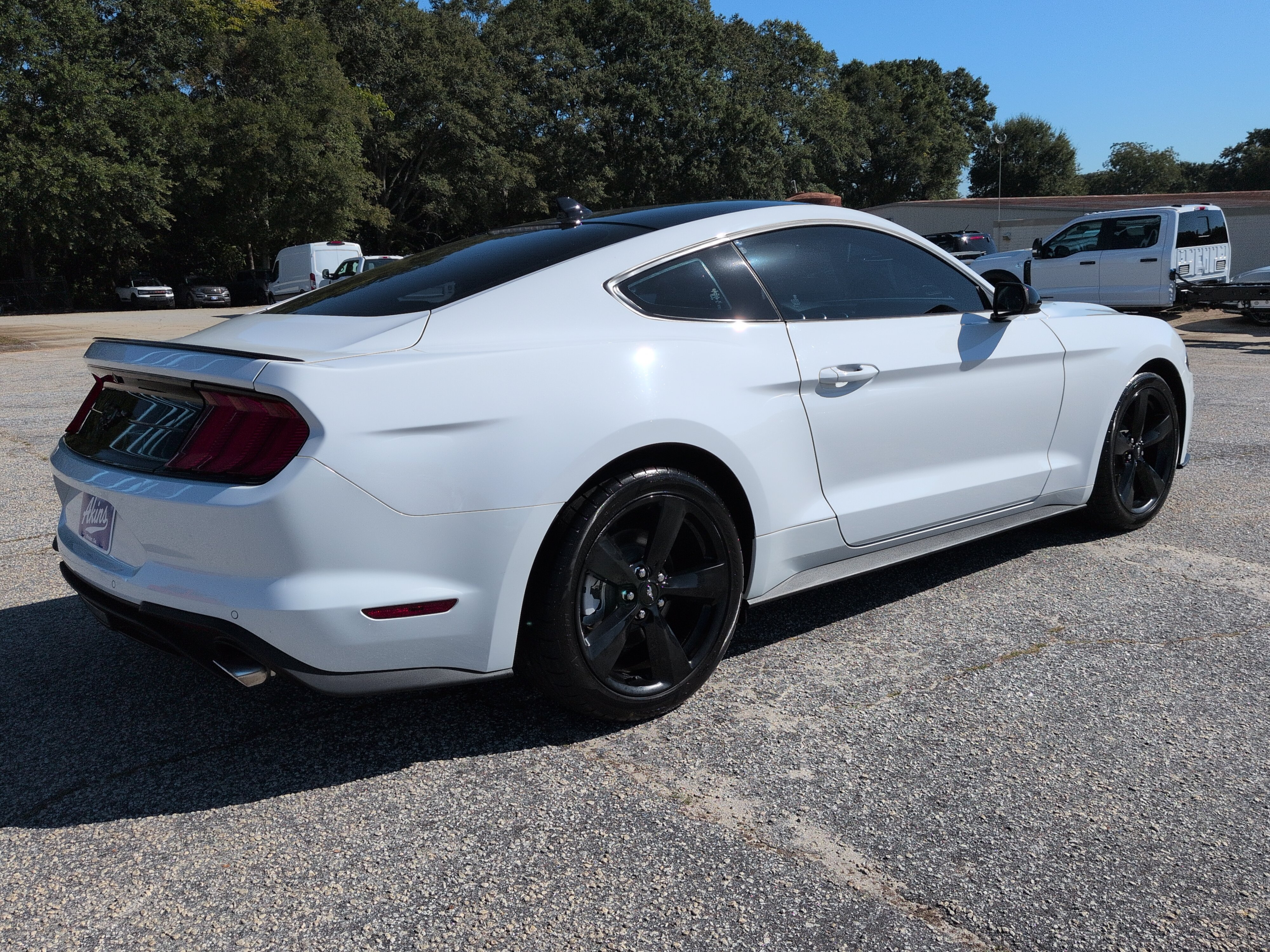 Used 2022 Ford Mustang Coupe w/ Equipment Group 101A RWD image 3