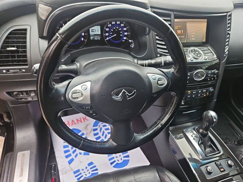 Used 2017 INFINITI QX70 AWD image 13