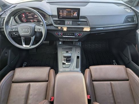 Used 2019 Audi Q5 Prestige w/ Prestige Package image 14
