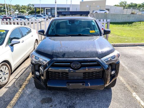 Used 2023 Toyota 4Runner SR5 Premium w/ Moonroof Package AWD/4WD image 5