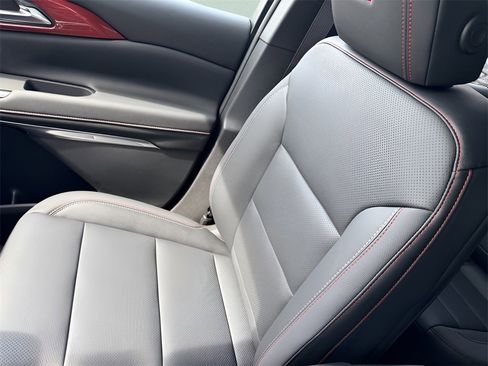 New 2026 Chevrolet Traverse Z71 w/ Driver Confidence Package image 27