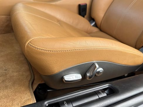 Used 2005 Porsche Boxster S image 11