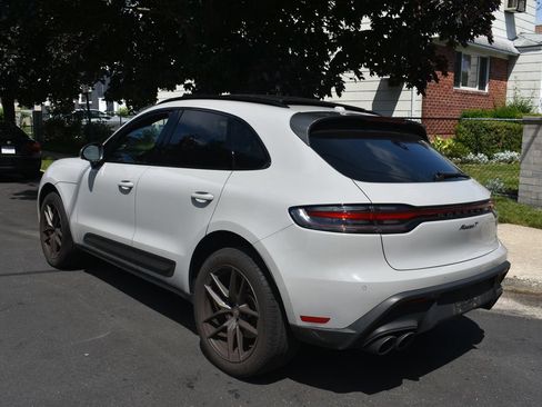 Used 2023 Porsche Macan Turbo AWD/4WD image 8