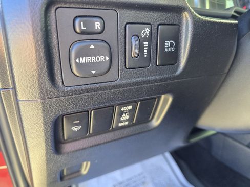 Used 2021 Toyota 4Runner Venture image 25