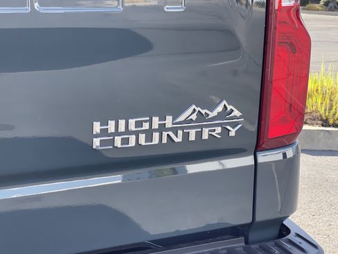 New 2026 Chevrolet Silverado 1500 High Country AWD/4WD image 9
